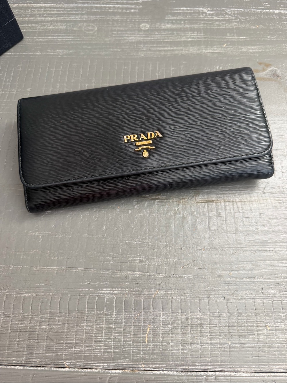 Prada Black Saffiano Leather Continental Wallet with Card ID Holder - Picture 2 of 12